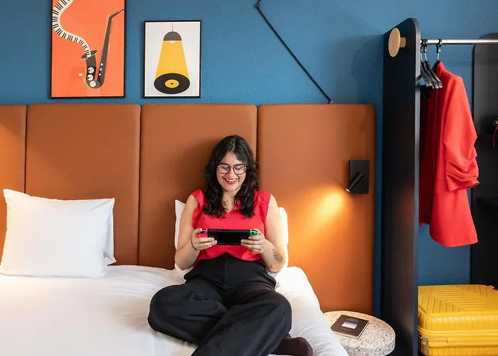 Ibis Paris Porte De Montreuil